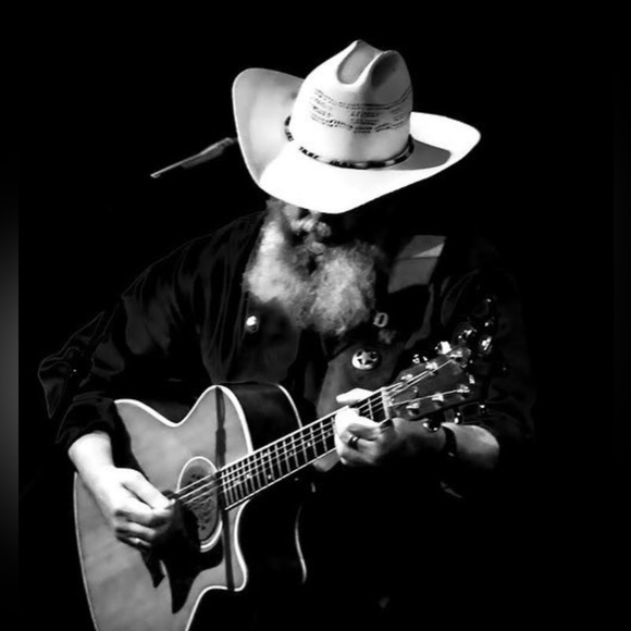 Meet your Posher, Dana - Picture 3 of 4